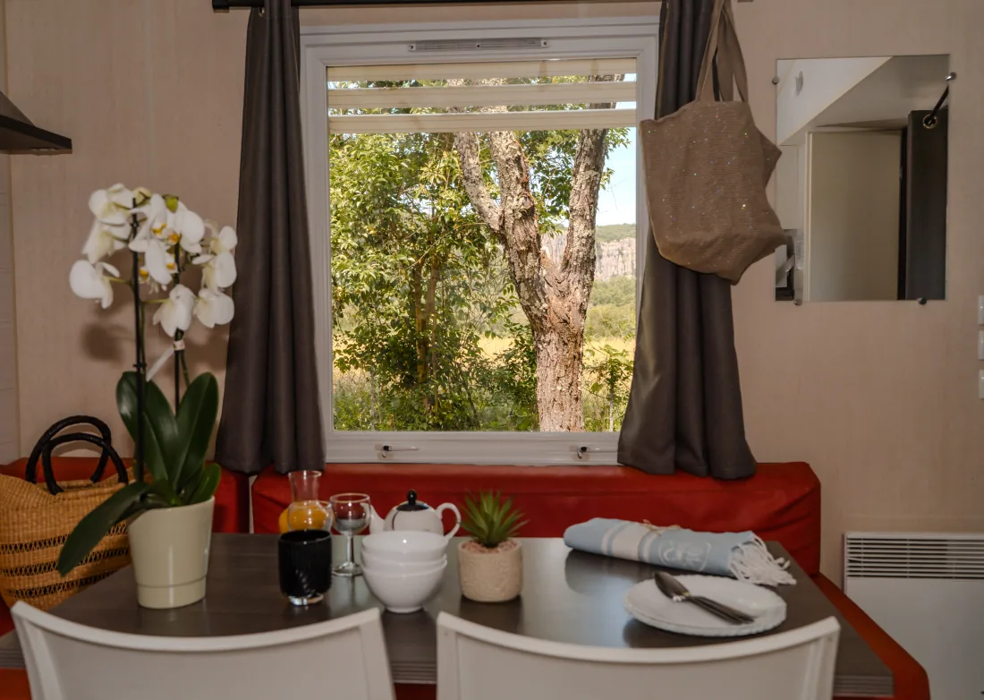 Coin repas d'un cottage